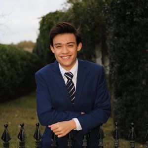 Meet your Posher, Jonathan